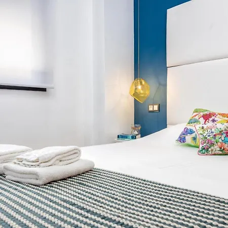 Apartment Atico Terraza Privada Piscina Centro Ac Nuevo 1hab