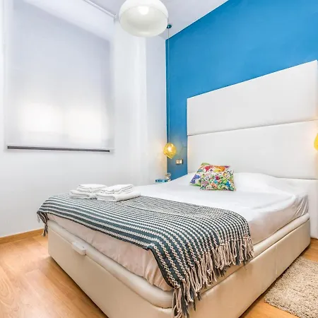 Atico Terraza Privada Piscina Centro Ac Nuevo 1hab Apartment Malaga